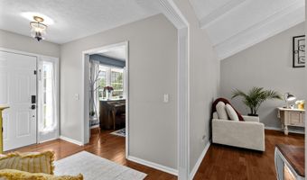 202 Edgewood Dr, Bardstown, KY 40004