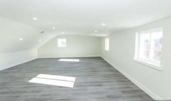 17 Warren Street 2, Bergenfield, NJ 07621