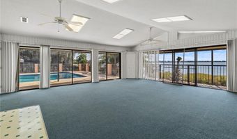 510 HILLSIDE Dr, Auburndale, FL 33823