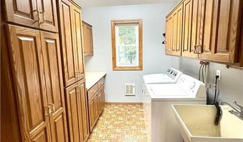 429 E Rooney Ave, Appleton, MN 56208