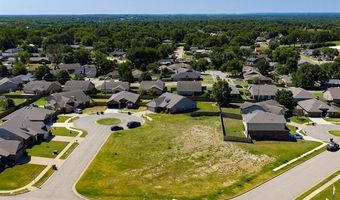 2007 Cypress Cir, Bartlesville, OK 74006