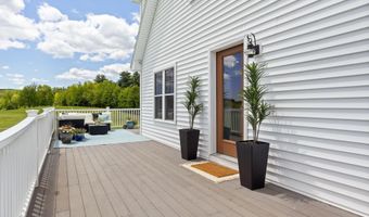 37 Trolly Farm Way, Falmouth, ME 04105