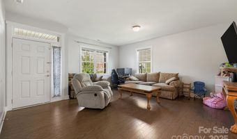 40 Hyde Park Pl, Arden, NC 28704