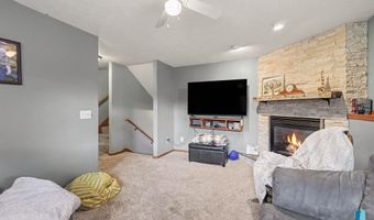 205 W Hackberry St, Brandon, SD 57005