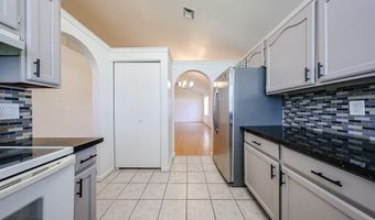 214 S RUSH Cir E, Chandler, AZ 85226