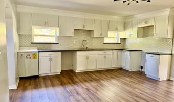 233 River Rd, Beattyville, KY 41311