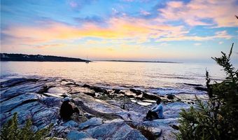 7 Clarkes Village Rd, Jamestown, RI 02835