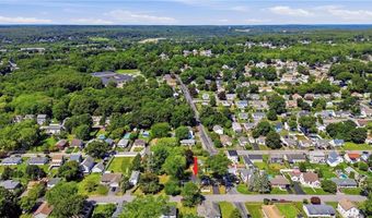 127 Highland Ave, Cumberland, RI 02864