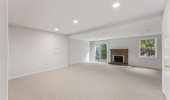7801 BYRDS NEST Pass, Annandale, VA 22003