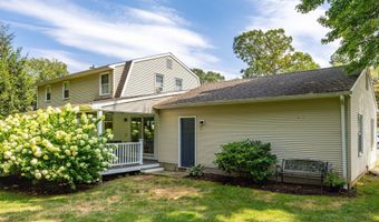 33 Lufkin Ln, Bristol, CT 06010