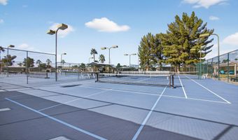 6831 S OAKMONT Dr, Chandler, AZ 85249