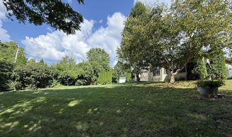 7312 Apple Cross Cir, Avon, IN 46123