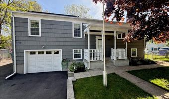 770 Metacom Ave, Bristol, RI 02809