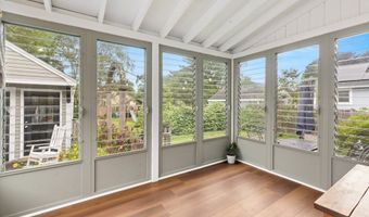 58 Lakeshore Ave, Beverly, MA 01915