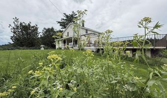 1823 Lost Nation Rd, Bakersfield, VT 05448