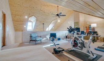 2 Mesa Sea Rd, Arroyo Hondo, NM 87513
