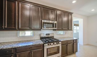 318 W STRIDING EDGE Dr, San Tan Valley, AZ 85140