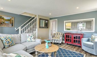 56 King Philip Rd, Narragansett, RI 02882