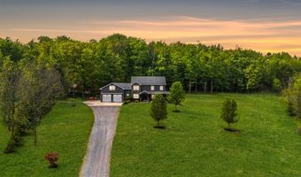 13 Colony Ct, Alexander, NY 14011
