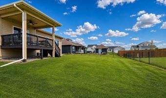 827 33rd Ct SW, Altoona, IA 50009