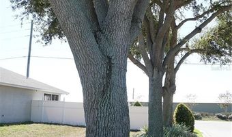 104 BENTLEY OAKS Blvd, Auburndale, FL 33823