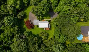 59 Smith Hill Rd, Airmont, NY 10952