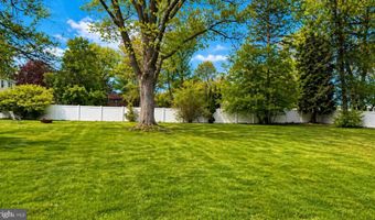 810 N LIMEKILN Pike, Ambler, PA 19002