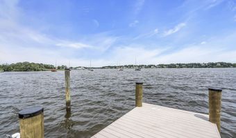 99 Holly Ln, Bayville, NJ 08721