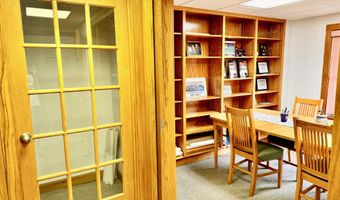 1045 Broadway, Bangor, ME 04401