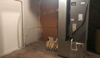 18546 140th St, Akron, IA 51001