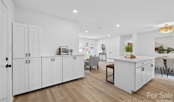 3826 Sudbury Rd, Charlotte, NC 28205
