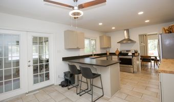 1000 Robinwood Rd, Aberdeen, NC 28315