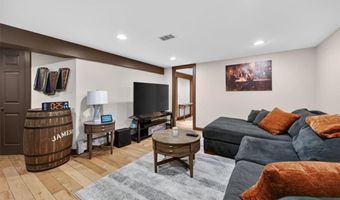 23 Park St, North Providence, RI 02904