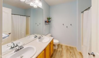 16665 Lakeville Xing, Westfield, IN 46074