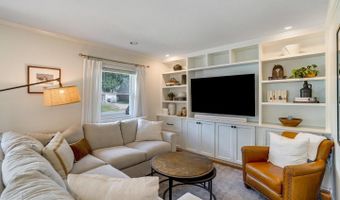 6626 CAVALIER Dr, Alexandria, VA 22307