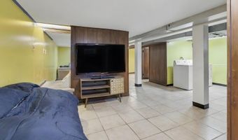 55 Stillman Ave, Bergenfield, NJ 07621