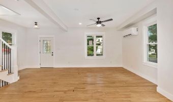 6047 Kennedy Ave, Cincinnati, OH 45213