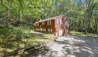 10 New Light Dr, Danbury, CT 06810