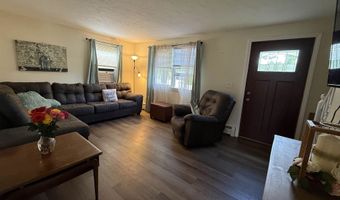 7 Willow St, Allenstown, NH 03275