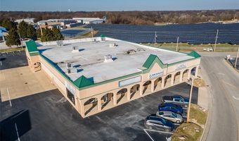 92 Northport Dr, Alton, IL 62002
