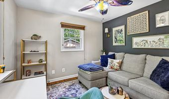 8014 KIDD St, Alexandria, VA 22309