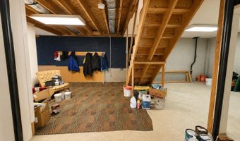 8005 Stone Castle Rd, Athens, OH 45701