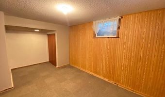 1019 SW 8th Ave, Aberdeen, SD 57401