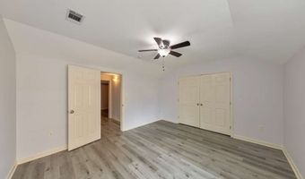 62 Applewood Ln, Acworth, GA 30101