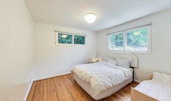 6515 E HALBERT Rd, Bethesda, MD 20817