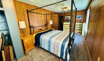 507 S Poplar St, Adel, GA 31620