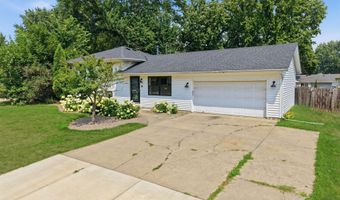 301 Walnut Ln, Apple Valley, MN 55124
