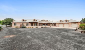 325 Braught Ln, Bosque Farms, NM 87068