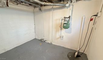 721 Polk Ave, Akron, OH 44314
