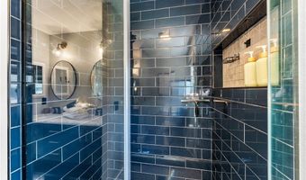 13 Greenridge Ln, Bentonville, AR 72712